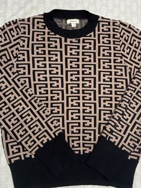 debut Black and Beige Geometric Pattern Crewneck Sweater